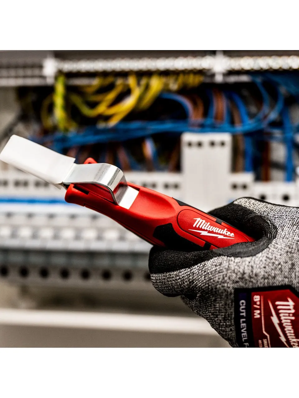 Milwaukee 4932498269 4 28 mm Profesyonel Kablo Soyucu Sıyırıcı Pense